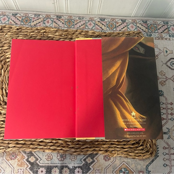 Harry Potter and the Deathly Hallows Hardcover Book - Picture 8 of 9